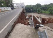 Baru Setahun Diperbaiki, Jembatan Cipamingkis di Cibarusah Kembali Amblas