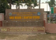 IRMA SARI Spd kepsek SMA Negri 3 Ratu Adakan 2 Pelatihan Terhadap Guru – guru di 9 Kecamatan Kabupaten Labuhanbatu SMA Negri /Swasta.